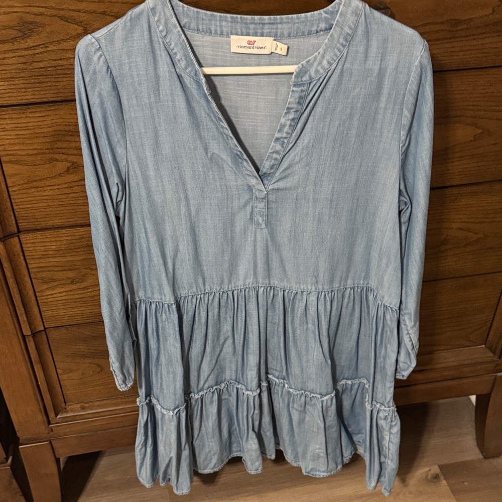 Vineyard Vines long sleeve jean dress